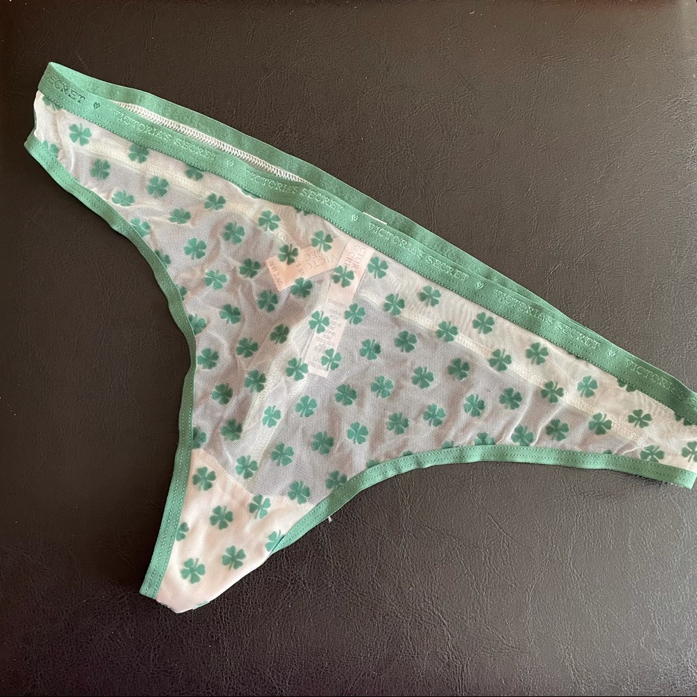 NWT Victoria’s Secret Thong